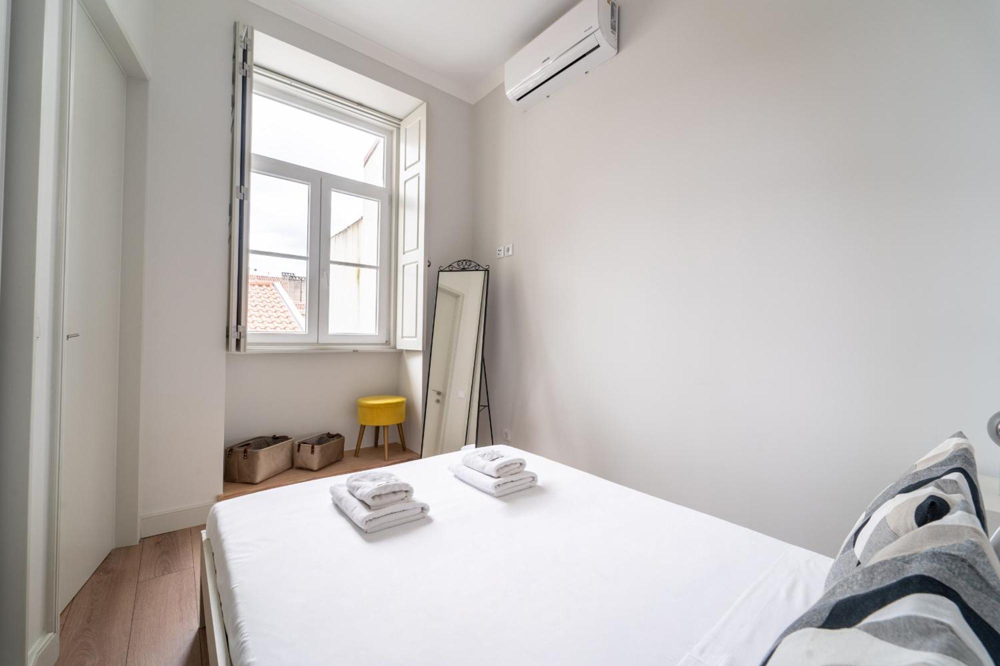 Escadaria 21 Apartment By House And People ブラガ エクステリア 写真